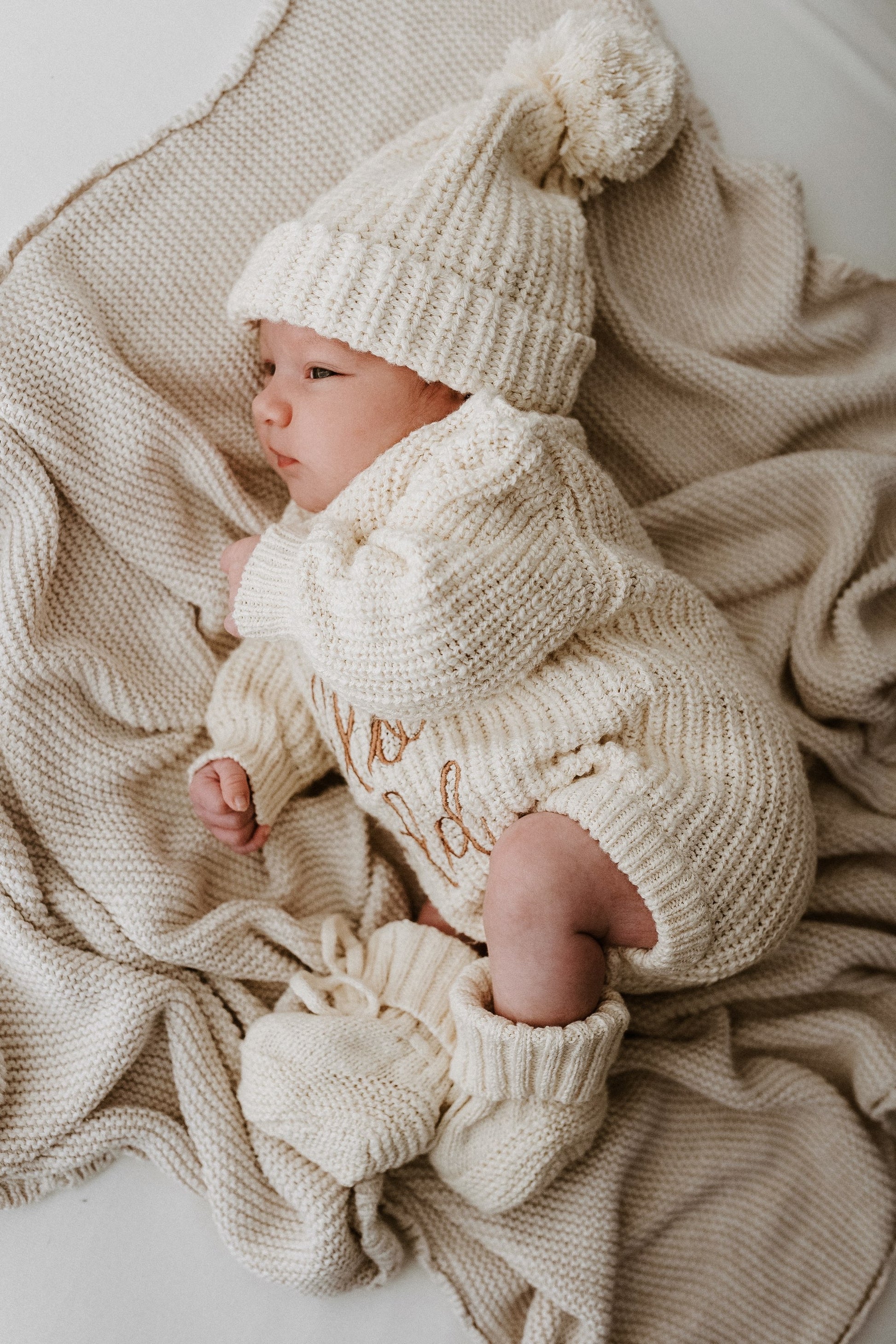 “Hello World" Chunky Knit Bundle   image 2